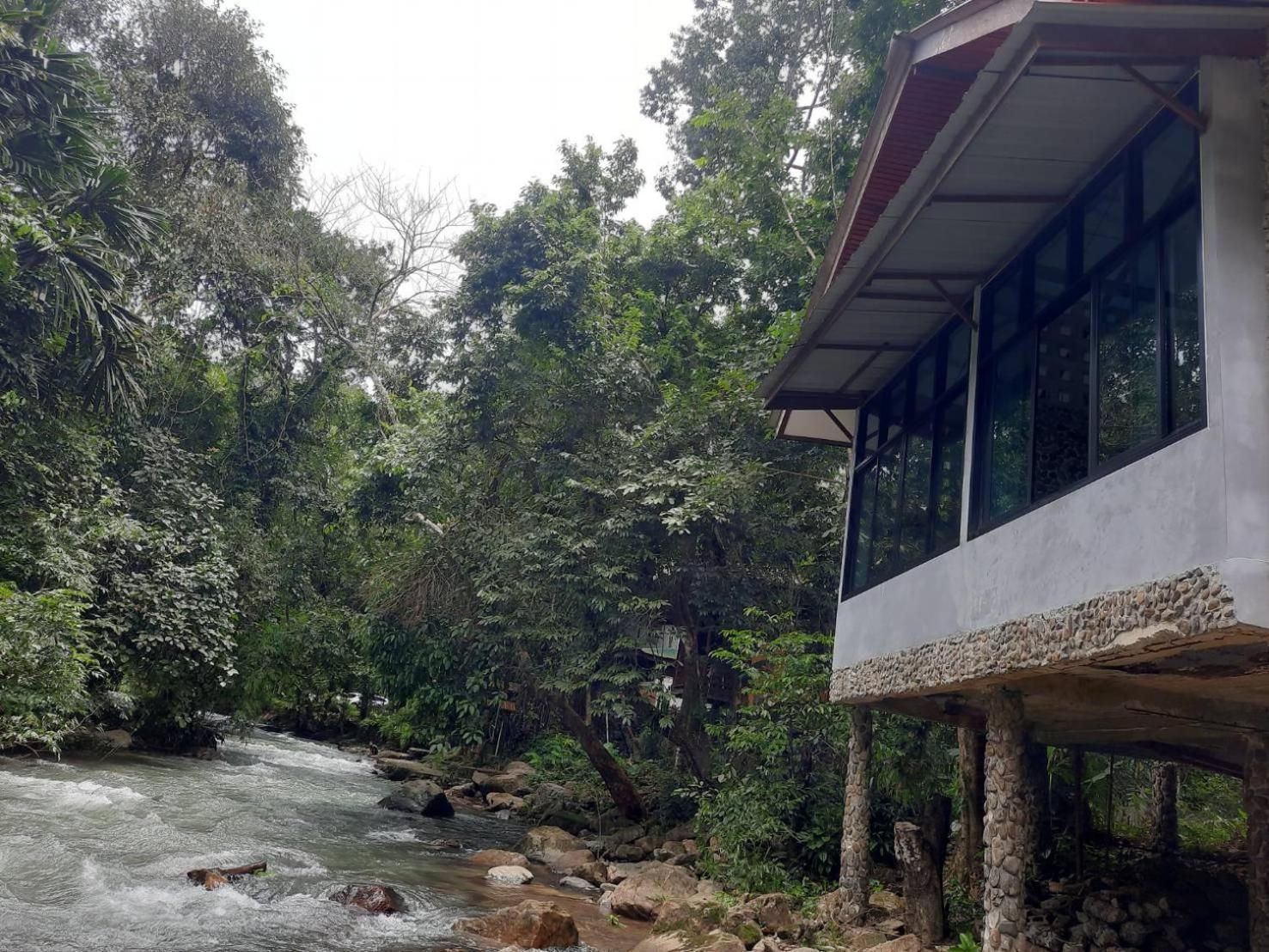Tree Tops River Huts Khao Sok National Park 외부 사진